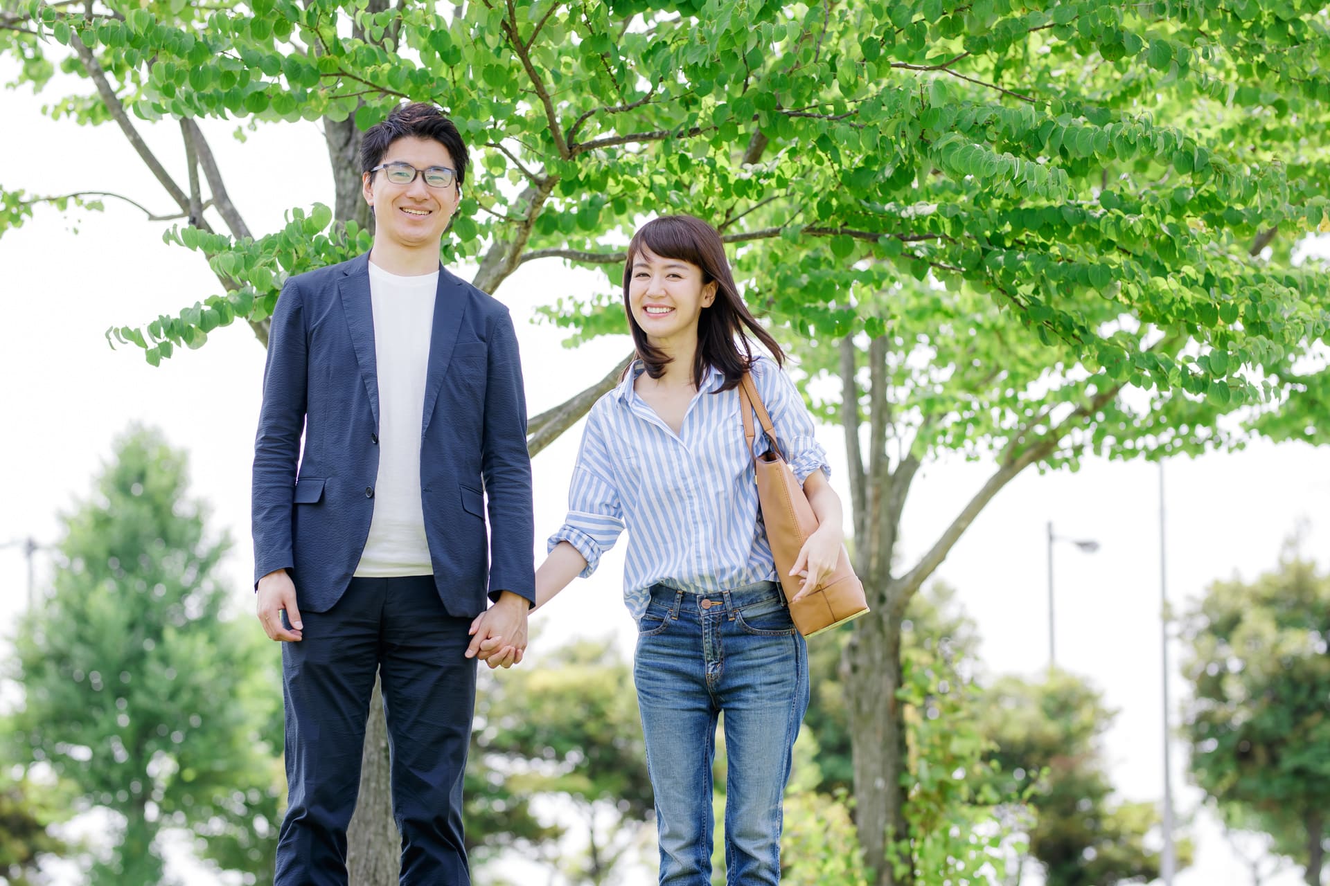 マッチングシステムと仲人型、会員制婚活パーティー毎月多数あり、 Lumina 結婚相談所